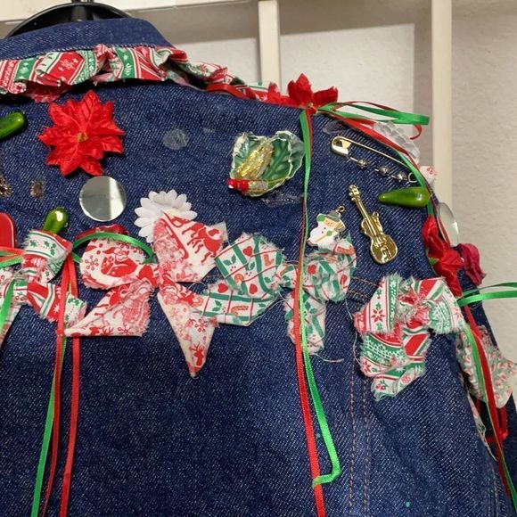 HOLLEYHOUSE Christmas Jean  Jacket Sz L - Picture 10 of 12